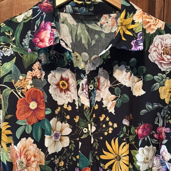 EUC ZARA FLORAL MIDI SHIRTDRESS SIZE L - Picture 4 of 10